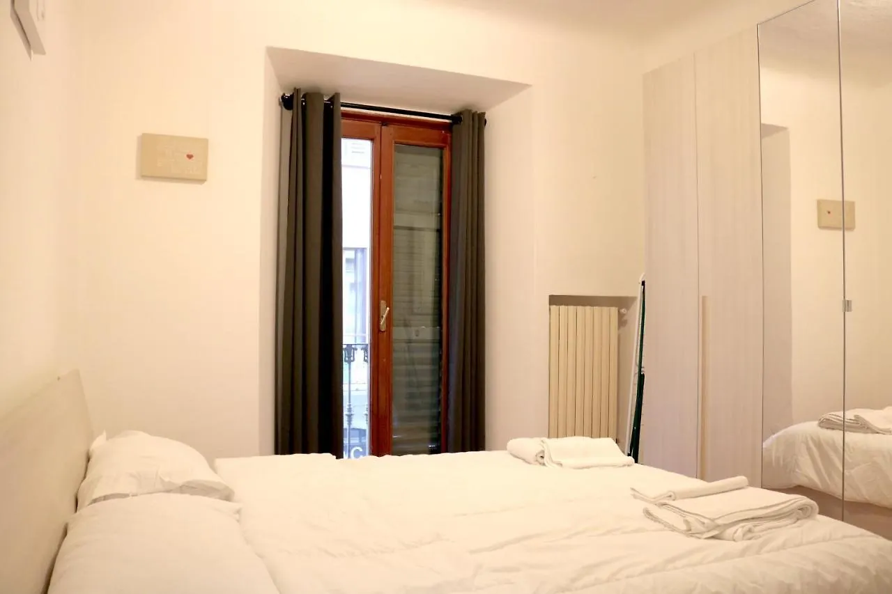 Apartment Via Custodi - Navigli House Selection